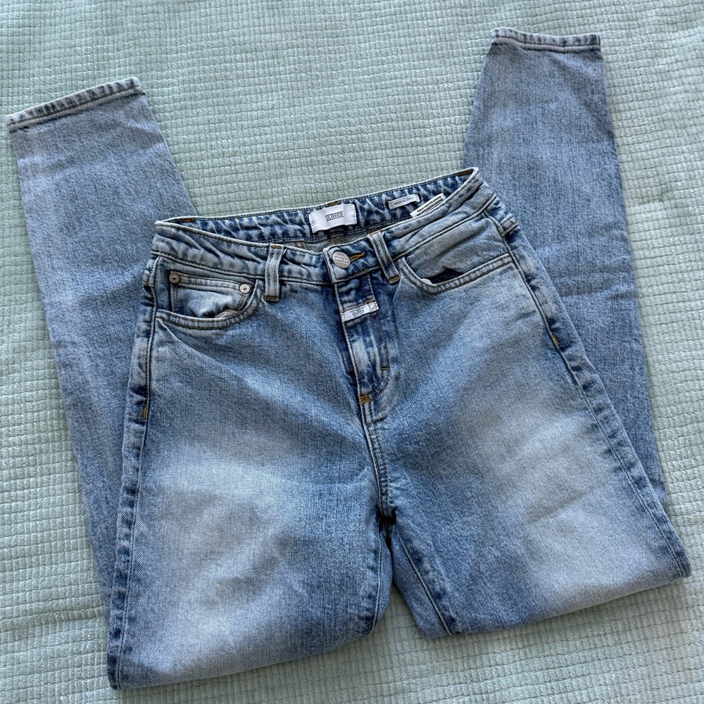 Revolve CLOSED Milan Italy Light Blue Denim Jeans - Picture 6 of 10